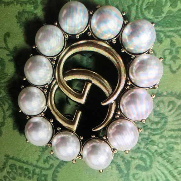 NWOT Aged Goldtone Metal Double GG Luxury Brooch
